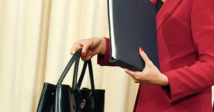 Goranboyda şagirdi döyən direktora cinayət işi açıldı