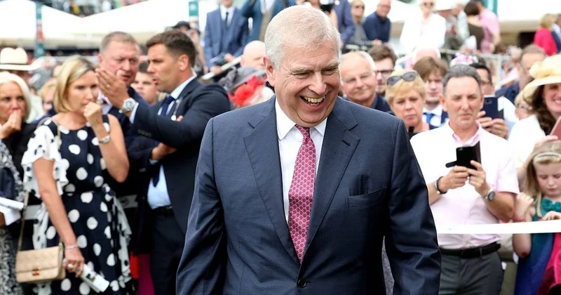 Стармер: брату короля Британии нужно дать показания по делу Эпштейна