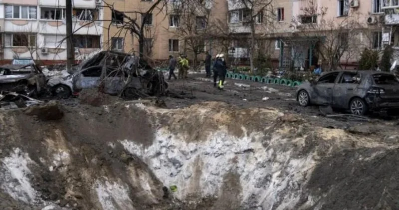 Rusiya ordusu Zaporojyeyə yüzlərlə zərbə endirib: Yaralılar var