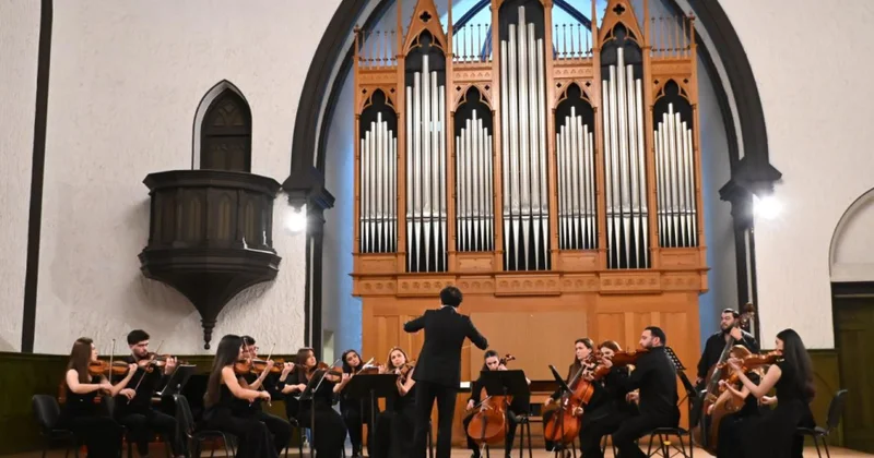 Kamera və Orqan Musiqisi Zalında Əməkdar artist Fuad İbrahimovun konsert proqramı təqdim olunub
