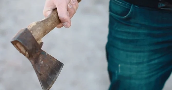 Narkotik almağa pul vermədiyi üçün arvadını baltalayıb Ağdamdakı cinayətin təfərrüatı