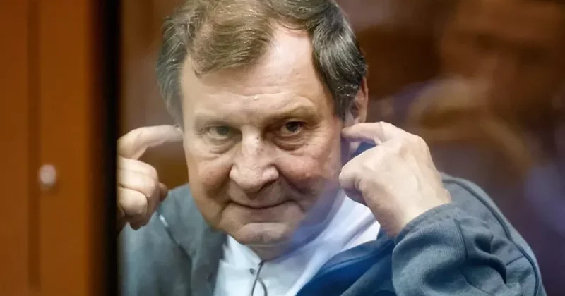 СМИ: СКР проведет работу над ошибками по громкому делу бывшего замминистра обороны России