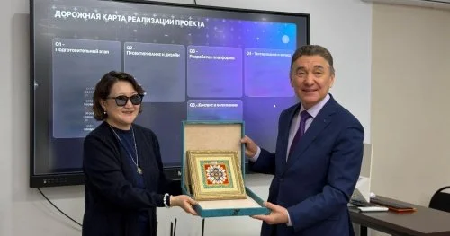 Türk Mədəniyyəti və İrsi Fondunun prezidentinin Astanada görüşləri davam edir