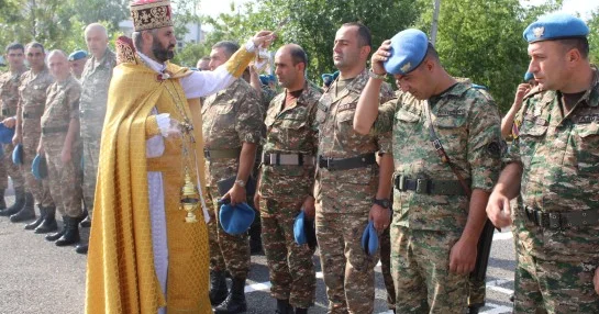 Ermənistan ordusundakı keşişlər QOVULDULAR