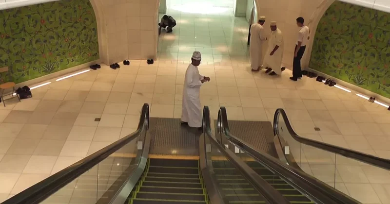 За счет пожертвований прихожан в мечетях столицы Кыргызстана устанавливают видеокамеры Видео