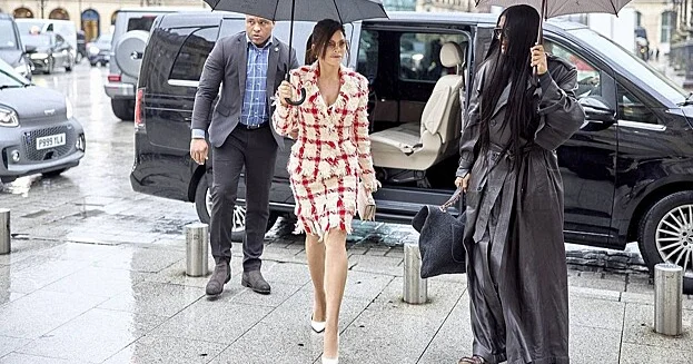 Bəzənmisən, bu gündəsən, bəzənməsən...