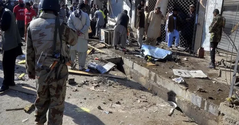 Pakistanda vəziyyət gərginləşdi: Separatçılar hücuma keçib, ölənlər var