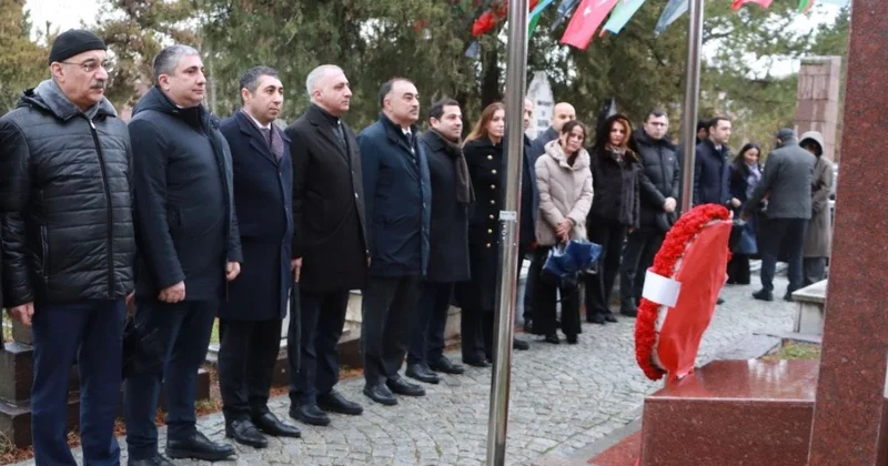 Посольство Азербайджана в Турции почтило память Мамеда Эмина Расулзаде ФОТО
