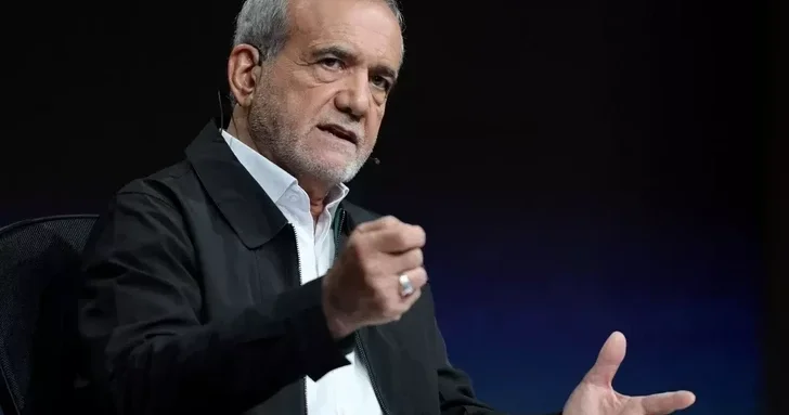 Пезешкиан призвал власти выслушивать мирных протестующих и решать их проблемы