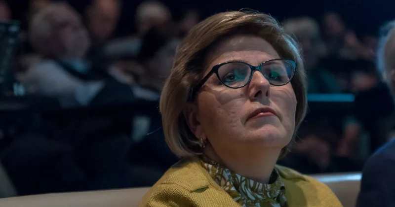 Экс главу Минкульта Армении приговорили к 4,5 годам тюрьмы и сразу амнистировали Minval Politika