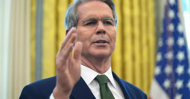 Бессант: Иранские чиновники, как крысы с тонущего корабля, переводят средства за границу