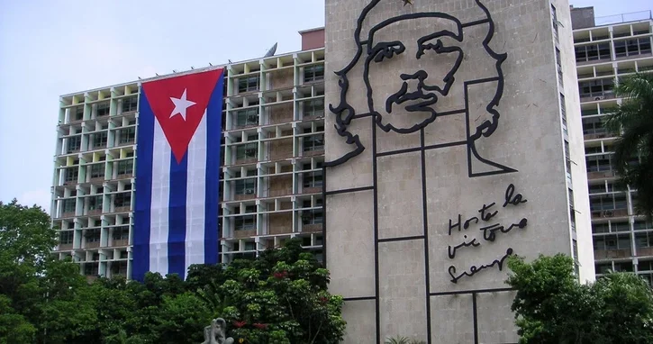 Гавана ответила Вашингтону: Куба вводит чрезвычайное положение