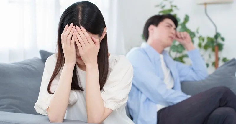 Çində məhkəmədən maraqlı qərar: Qadın ərindən və onun məşuqəsindən üzr istəməyə məcbur edildi