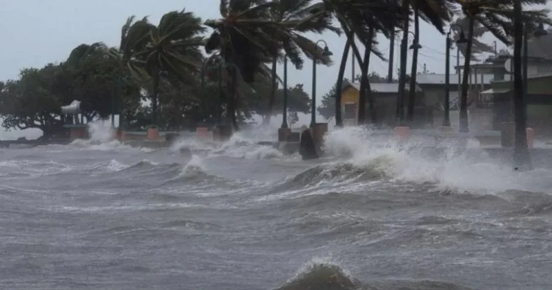 Madaqaskarda güclü tropik Fitiya siklonu tüğyan edir