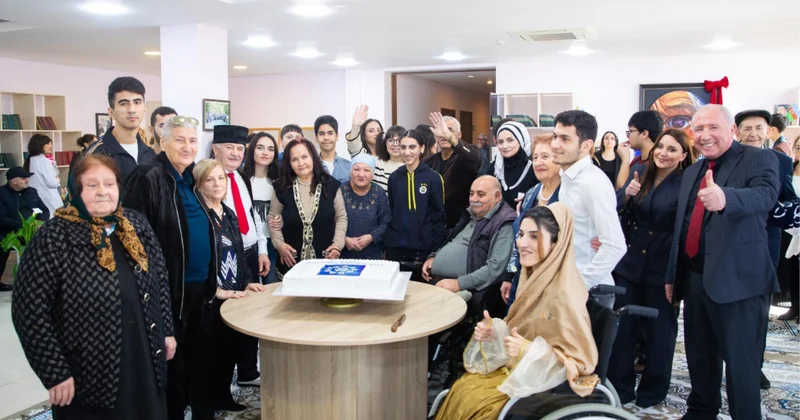 Молодые воспитанники учреждений социального обсулуживания навестили пожилых людей