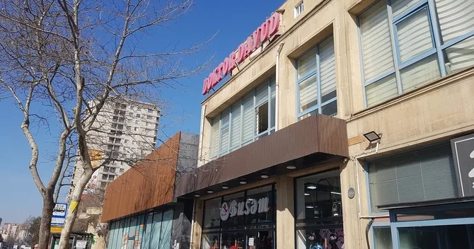 Pediatr olan məşhur baş həkim qastroenteroloq işləyirmiş Klinikada ciddi nöqsanlar aşkarlandı