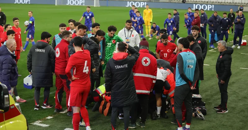 Türkiyə yığmasının baş məşqçisi huşunu itirdi FOTO