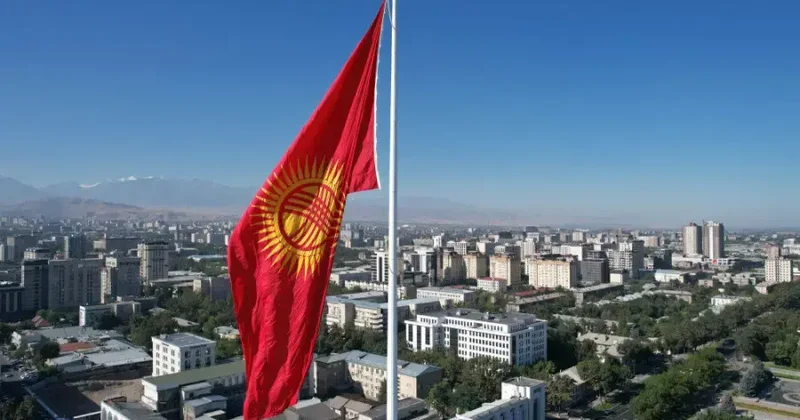 Кыргызстан приостановил работу посольства в Иране