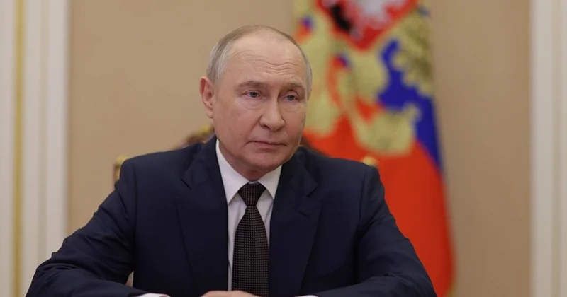 Путин не покидает Москву