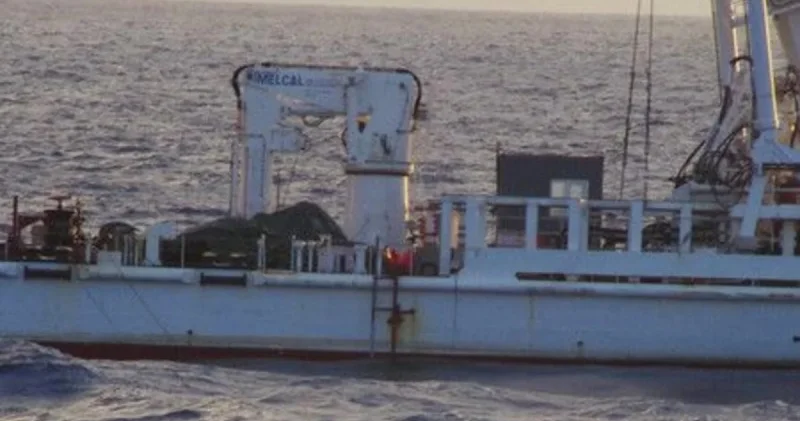 Yaponiya mübahisəli suların yaxınlığında Çin gəmisi aşkar edib