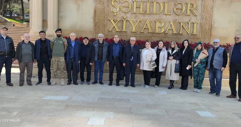 Əsrin faciəsi mart soyqırımı: Azad Vətən Partiyası Şəhidlər xiyabanını ziyarət etdi FOTOLAR