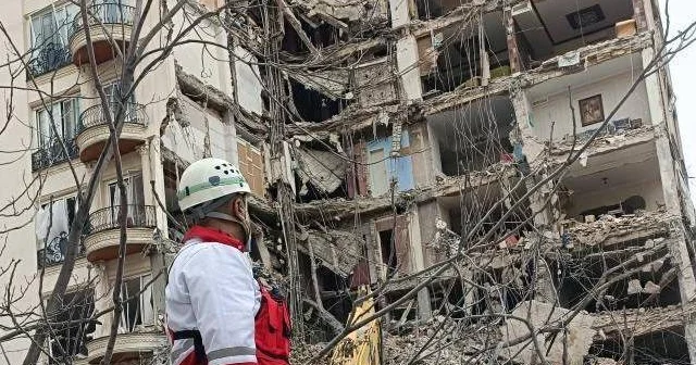 В Иране повреждено более 113 тысяч жилых домов Общество Красного Полумесяца