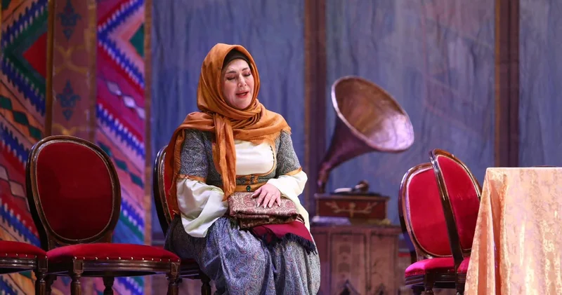 Gülüstan Əliyeva teatr səhnəsində!