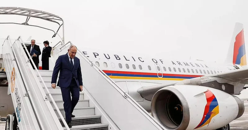Paşinyan Rusiyaya gedir: Putinlə görüşəcək