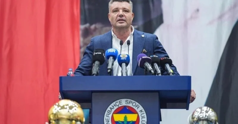 Президент Фенербахче попал в ДТП