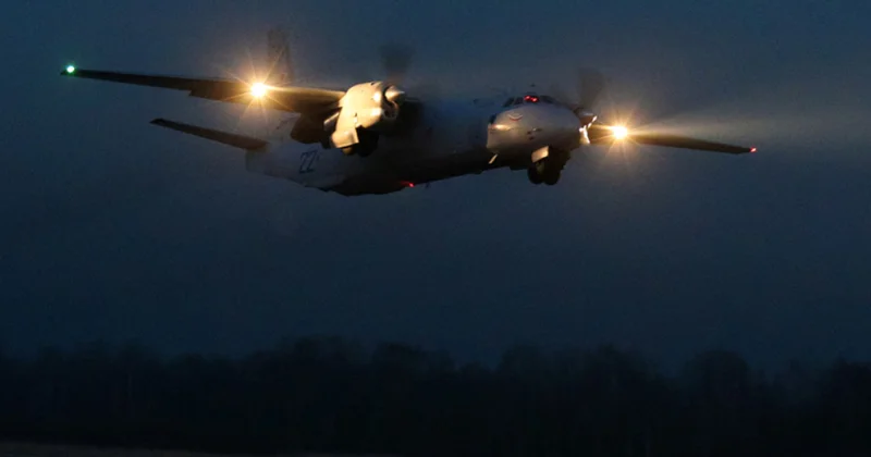 Над Крымом пропал российский военный самолет