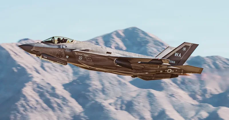 В США потерпел крушение истребитель F 35