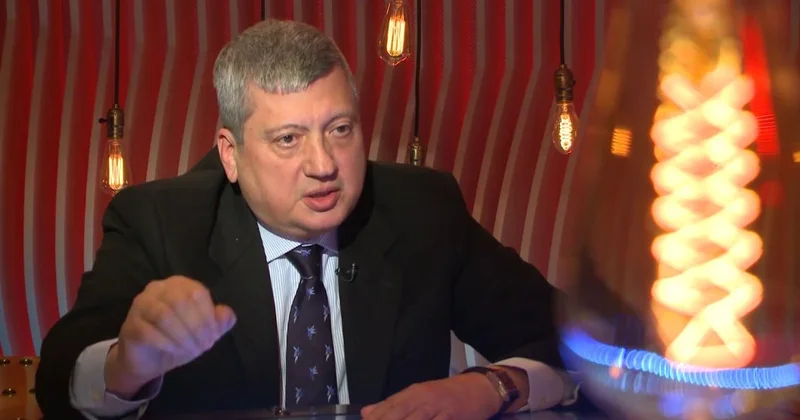 Tofiq Zülfüqarov: “Ermənistan sülh görünüşü yaratmaqla şərtlərini realizasiya etməyə çalışır”