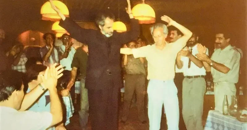 36 il əvvəl zavodda rəqs edən Tofiq Qasımov və Elçibəy