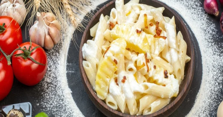 Makaronları qat qat dadlı edən sadə inqrediyent