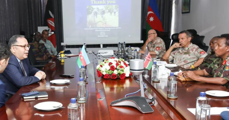 Keniyanın Beynəlxalq Sülhə Dəstək Təlim Mərkəzinin direktoru Azərbaycanda aparılan minatəmizləmə fəaliyyəti barədə məlumatlandırılıb