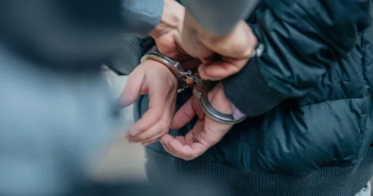 В Евлахе 19 летний юноша арестован за сожительство с 13 летней девочкой