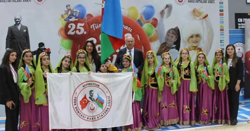 Azərbaycan İstanbulda keçirilən XXV Türk Dünyası Uşaq Şənliyində təmsil olunub