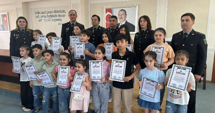 Uşaqları yol qəzalarından necə qoruyaq? FOTO
