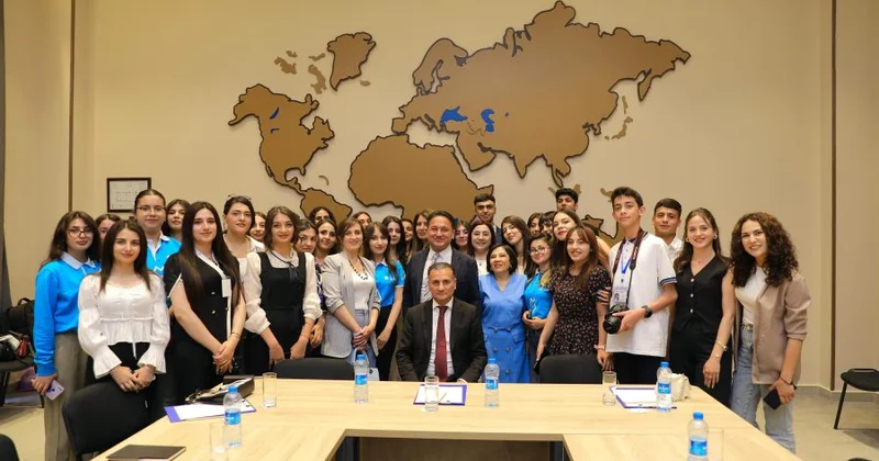 Mirşahin Ağayev və Murad Dadaşov Naxçıvanda gənc jurnalistlərlə görüşdülər FOTOLAR