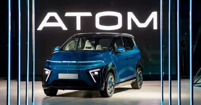 Kama ilk yerli elektrik avtomobili “Atom” üçün 105 min ön sifariş alıb...