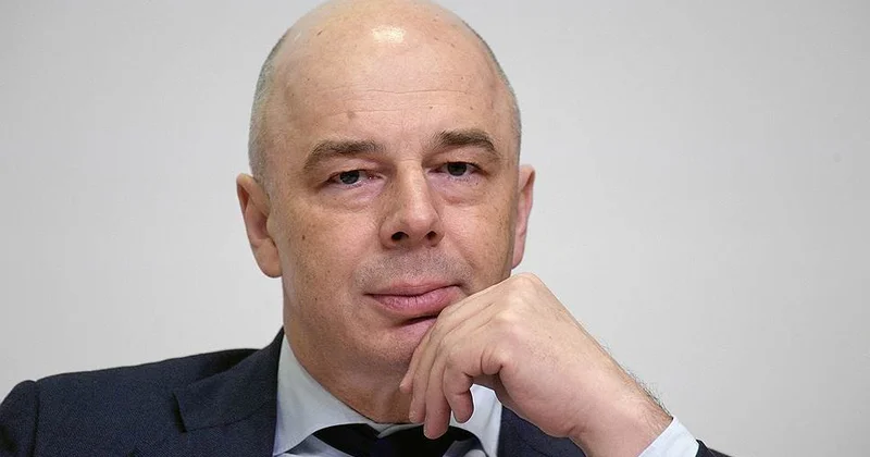 Минфин: нефтегазовая доля в бюджете России снизилась до 25%