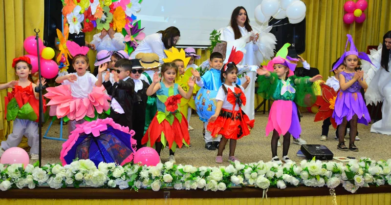 Ağstafada “Suveren ölkənin qalib uşaqları” adlı bədii əyləncəli bayram tədbiri təşkil olunub