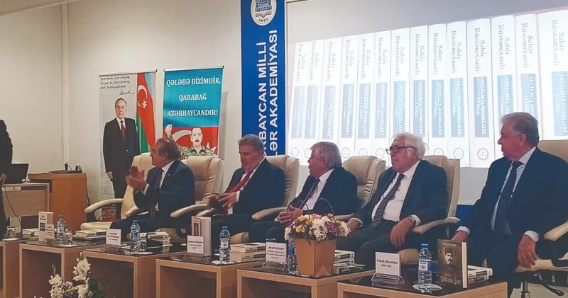 İstiqlal şairinin ədəbi və əbədi marafonu