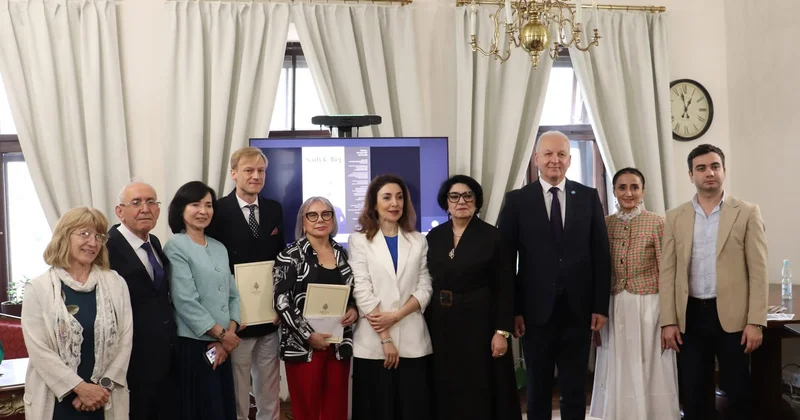 Krakovda Türk Şərq mirasına işıq tutuldu KONKRET
