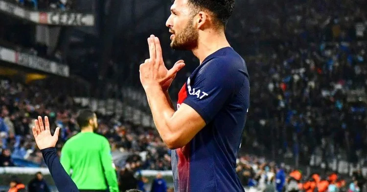 Liverpul PSJ nin hücumçusu üçün hərəkətə keçdi