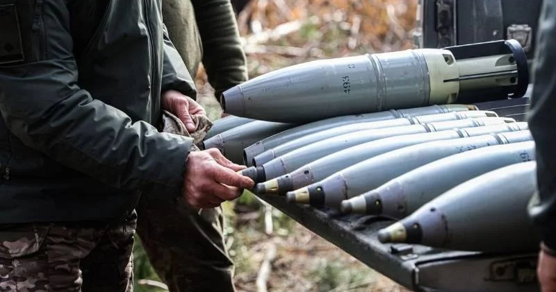 СМИ: Греция передала Украине через Чехию 190 артиллерийских орудий