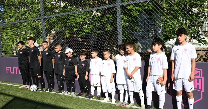 İçərişəhərdə yeni idman meydançasının açılışı olub