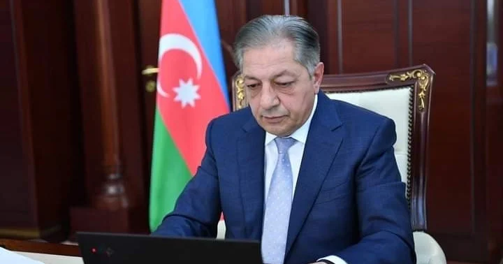 Cavanşir Feyziyev : Rusiya Ermənistanın qərbyönlü kursunu seçki yolu ilə dayandırmaq istəyir