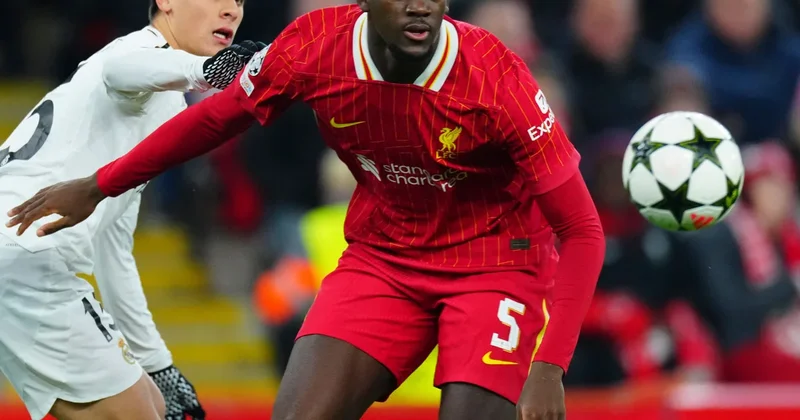“Liverpul”da daha bir ayrılıq