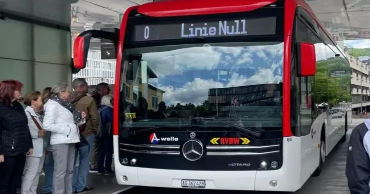 Son dayanacağı və cədvəli olmayan avtobus marşrutu